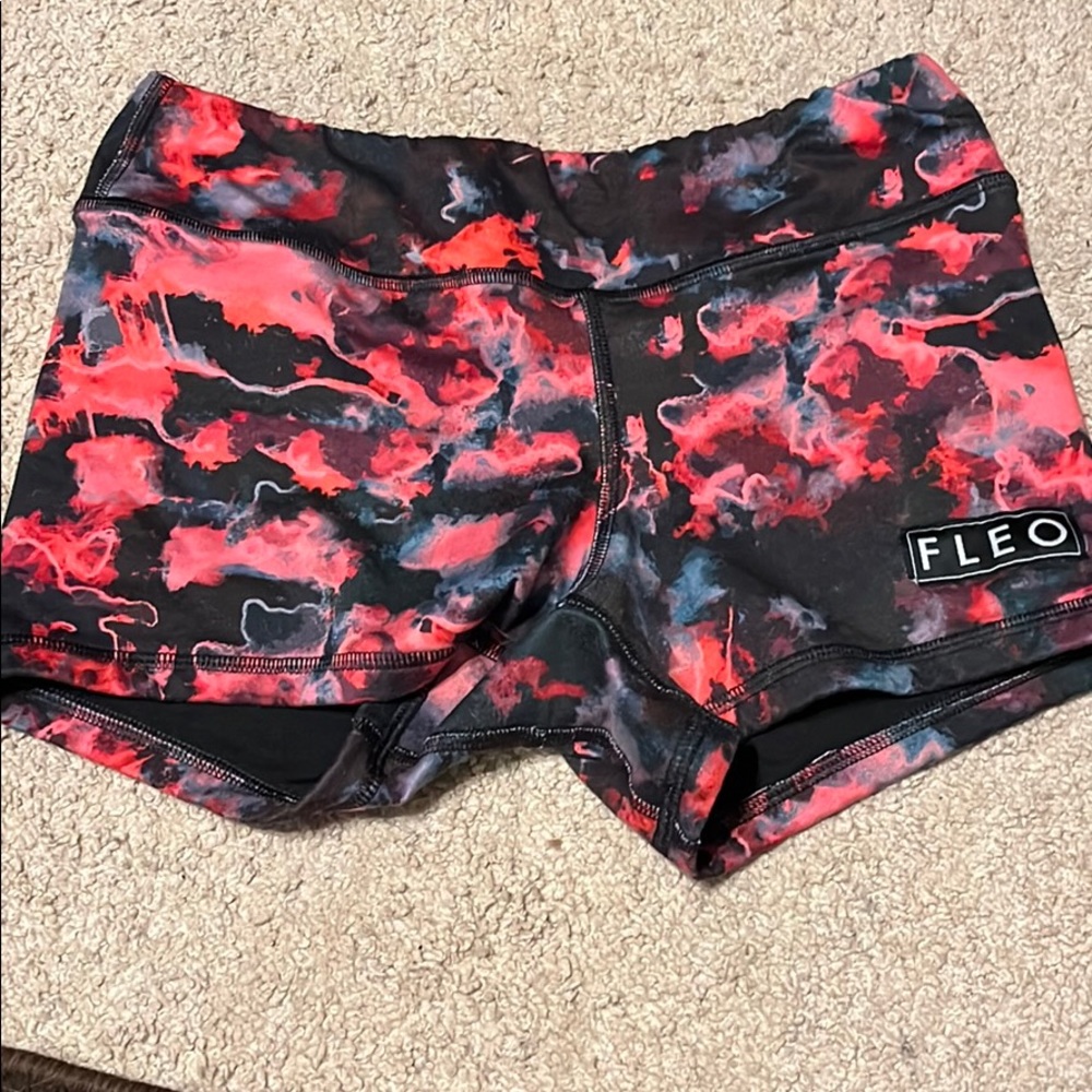 FLEO Womens shorts
